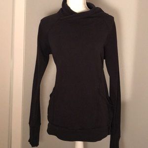 ATHLETA PULLOVER SWEATSHIRT